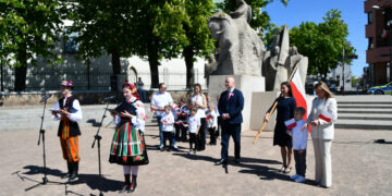 Poruszająca biało-czerwona uroczystość małych Płocczan