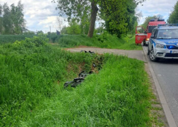 Wypadek z udziałem motocykla. Ranny nastolatek