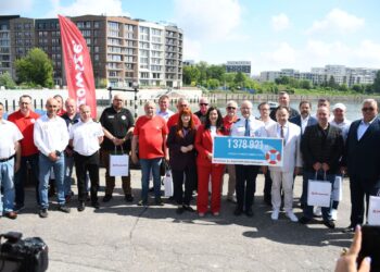 Czarne punkty wodne oznaczone
