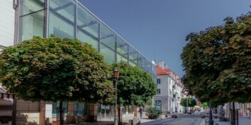 Stacja Warka zamknięta. Miasto przejęło dwie zabytkowe nieruchomości przy Tumskiej